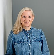 Tina Kissinger Tina Kissinger